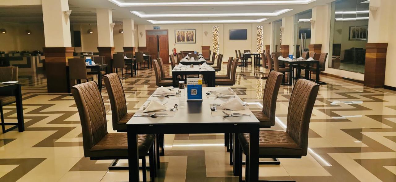 Kampala Nile Resort Seeta Luaran gambar