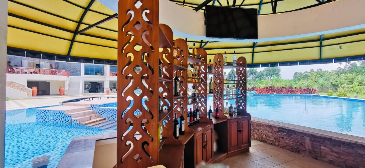 Kampala Nile Resort Seeta Luaran gambar